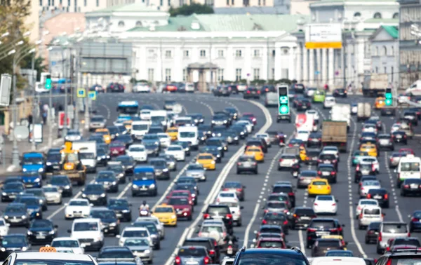 Vista azulada da estrada congestionada — Fotografia de Stock