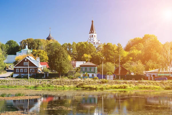 Alexandrovskaya Sloboda vid solnedgången — Stockfoto