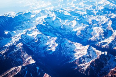 Dağların havadan görünüşü