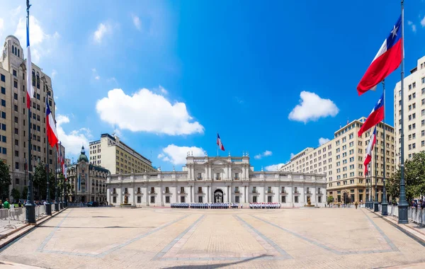 Panorama z La Moneda Palace — Zdjęcie stockowe