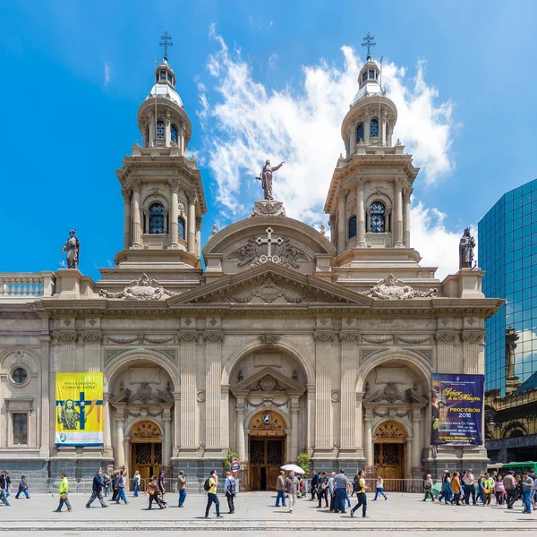 Catedral Metropolitana de Santiago on Plaza de Armas, Chile — Stock fotografie