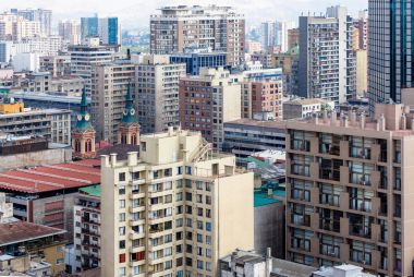 Santiago, Şili'nin şehir görünümünü portre