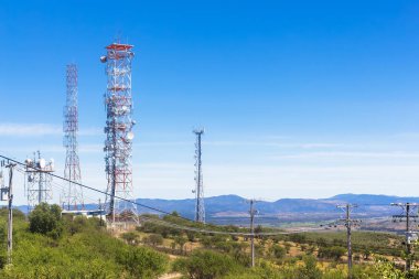 Temel radyo istasyonu