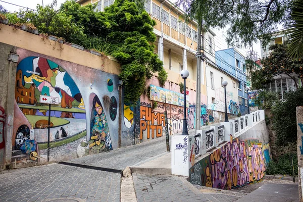 Valparaiso, Şili'deki sanat graffiti — Stok fotoğraf