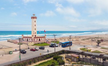 LA SERENA, Şili - 7 Kasım 2016: La Serena 'nın Anıtsal Deniz Feneri Panoramik Manzarası. Deniz feneri bölgedeki en popüler turistik yerlerden biridir..