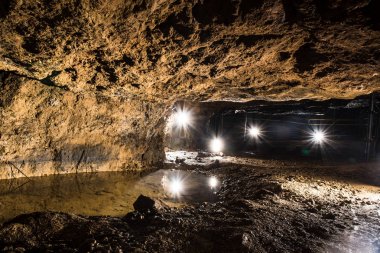 Bir gümüş gölde benim, kanlı Tarnowskie UNESCO miras yeraltı
