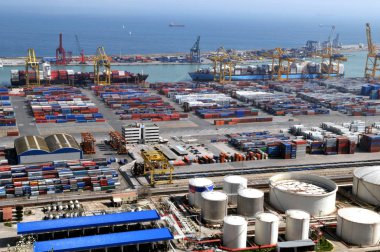 İspanya 'nın Barcelona ticari limanı 