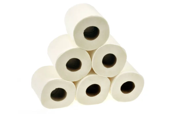 Рулоны Туалетной Бумаги Сложенные Близко Белом Фоне — стоковое фото