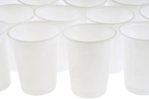 Tazas Café Plástico Cerca Sobre Fondo Blanco — Foto de Stock