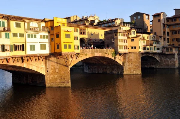Ponte Vecchio Steekt Rivier Arno Florence — Stockfoto