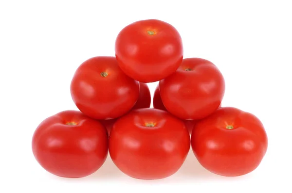 Tomates Biologiques Fraîches Empilées Gros Plan Sur Fond Blanc — Photo