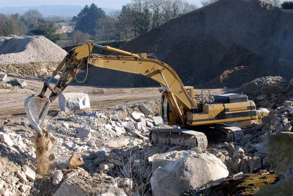 Graafmachine Een Steengroeve Bretagne — Stockfoto