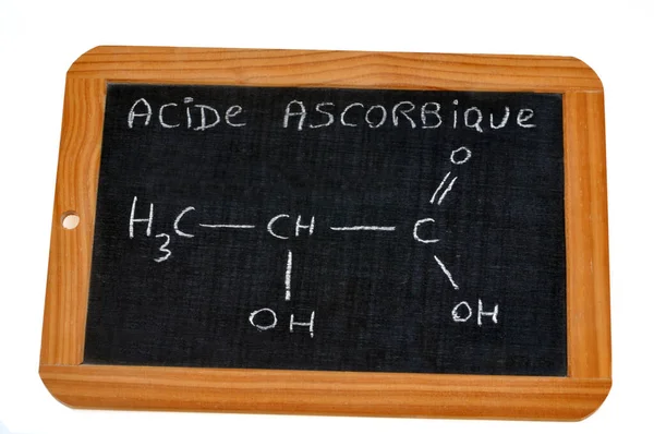 Üzerinde Askorbik Asidin Kimyasal Formülü Yazan Okul Sayfası — Stok fotoğraf