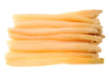 Beyaz arka planda beyaz kuşkonmaz