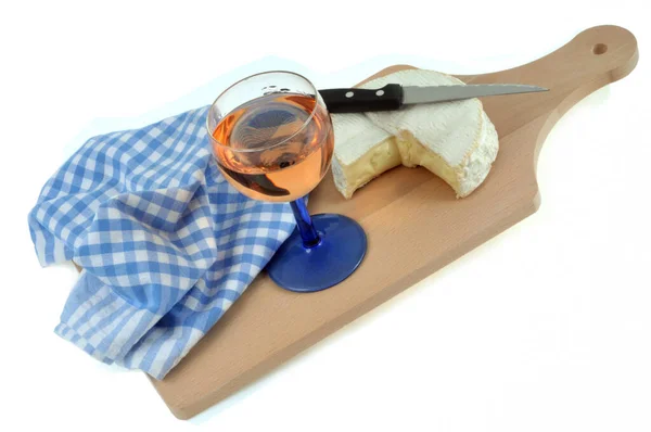 Camembert Commencé Sur Une Planche Découper Verre Vin Gros Plan — Photo
