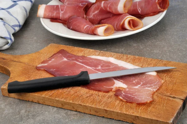 Fette Prosciutto Crudo Tagliere — Foto Stock