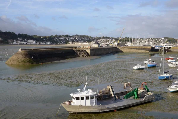 Binic Outer Harbor Low Tide Brittany — Stock Photo, Image