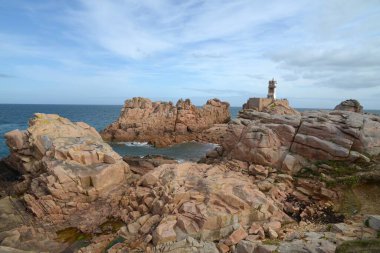 Brittany 'deki Brehat Adası' ndaki Tavuskuşu Feneri 