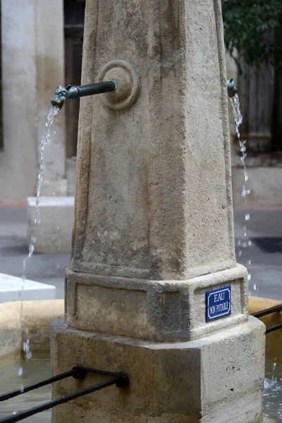 Trinkwasserbrunnen Manosque Den Alpes Haute Provence — Stockfoto