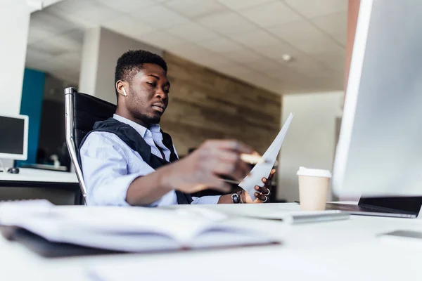 Young Businessman Working Office Selective Focus — Stock Photo, Image