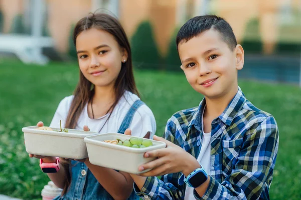 Children Lunch Outdoors Selective Focus — Stock Photo, Image