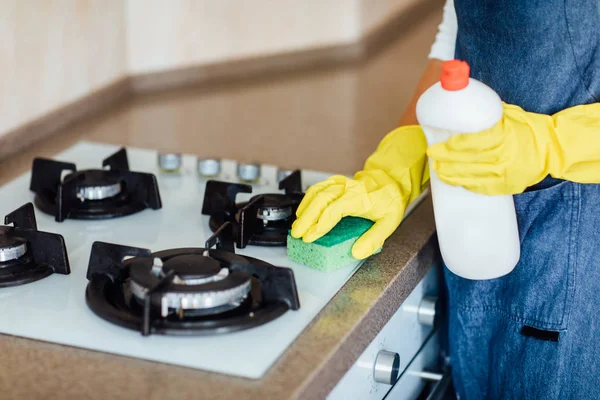 Young Woman Yellow Gloves Cleaning Oven Selective Focus — Stock Photo, Image