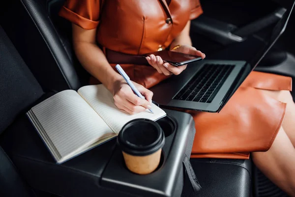 Close Photo Woman Working Laptop Notebook Car Businesswoman Working Concept — Stock Photo, Image