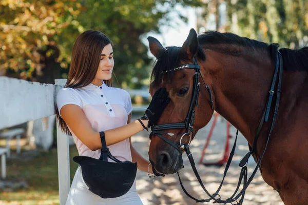 Young Beautiful Girl Jockey Horse Park Preparing Competition Hugged Her — Stock Photo, Image