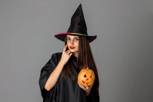 Piękna kobieta w stylu Halloween ubrania — Zdjęcie stockowe