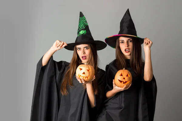 Cute young girls in halloween style — Stockfoto