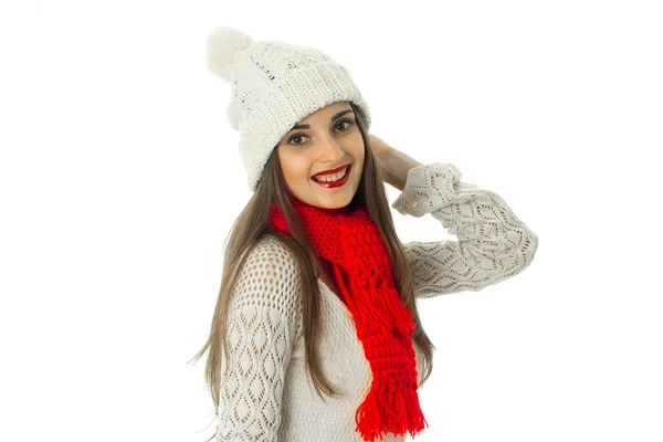 Barna lány, meleg pulóver és a vörös sál — Stock Fotó