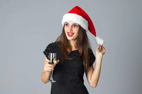 Ragazza con bicchiere di champagne — Foto Stock