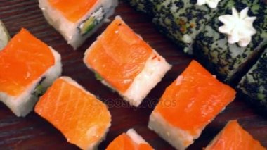 farklı lezzetli Japon rulo