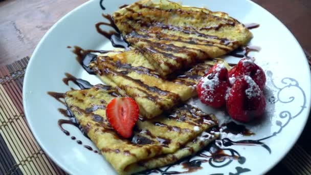 Pancakes with strawberry and chocolate — Stock Video