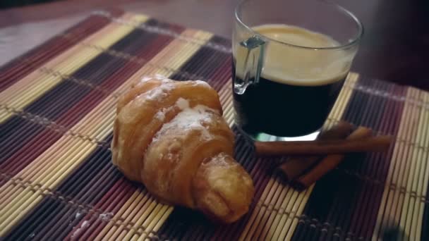 Croissant with cup of coffee and blueberries — Stock Video