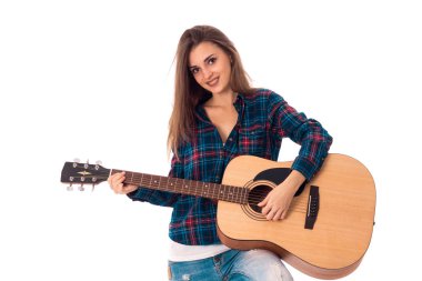 seksi esmer kız gitar çalmak