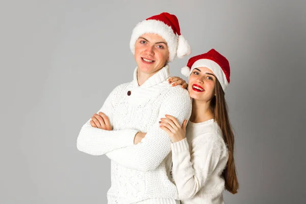 Coppia festeggiare il Natale in studio — Foto Stock