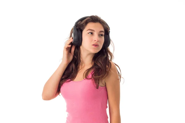 Mädchen mit Kopfhörer im Studio — Stockfoto
