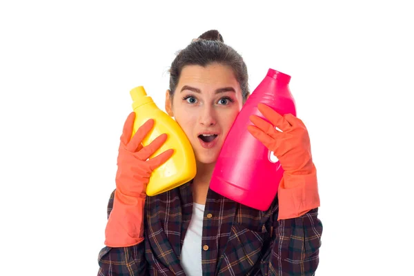Joven criada mujer con limpiadores —  Fotos de Stock