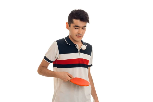 Jovem desportista praticando ping-pong isolado no fundo branco — Fotografia de Stock