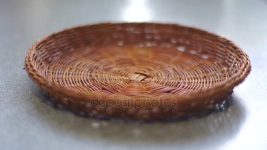 bir sarı acıbadem kurabiyesi kurabiye hasır plaka