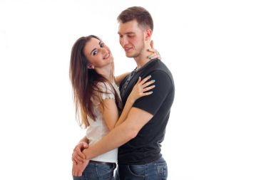 yakışıklı adam onun kızlar kalça ve bel kucaklayan