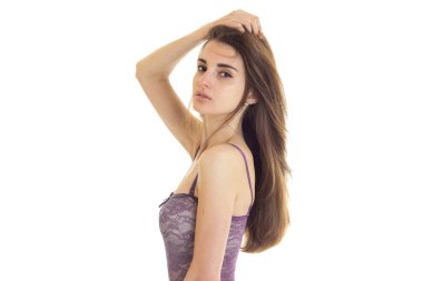 Kameraya bakarak dantel vücut iç çamaşırı sevimli genç kız