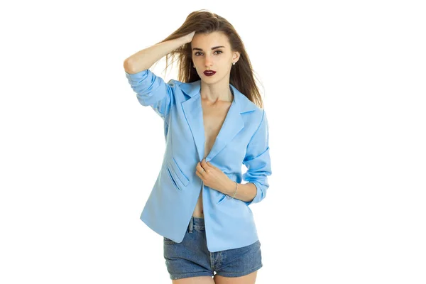 Jovem menina de negócios em casaco azul sem sutiã — Fotografia de Stock