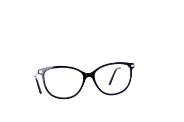 Beyaz arkaplanda siyah çerçeveli gözlük izole edilmiş arka plan