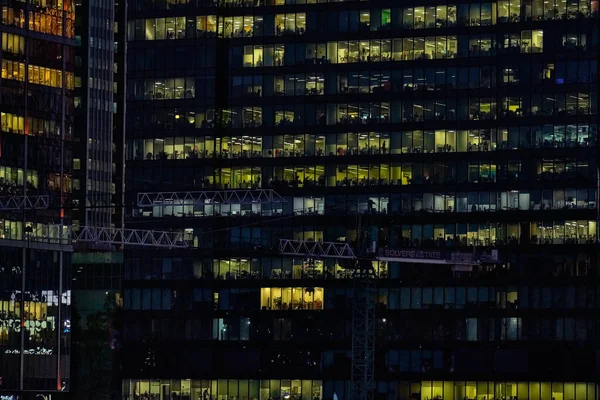Utsikt Från Fönstret Moskva Stadstorn Vid Solnedgången — Stockfoto