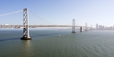 Bright yaz gün Körfez Köprüsü San Francisco California