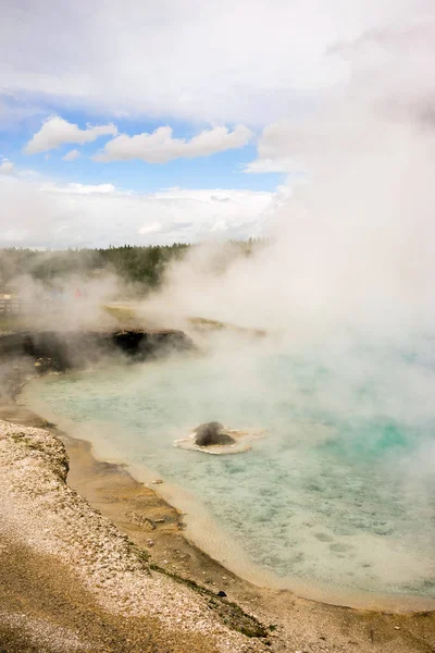 Mineral Pool Geothermal Spring Yellowstone National Park Wyoming — Stock Photo, Image
