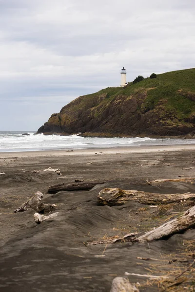 Pacific Ocean West Coast Beach Driftwood North Head Lighthouse — Stock Photo, Image