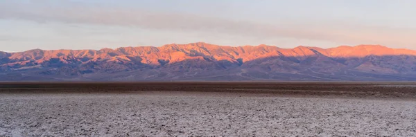 Diabły Pole golfowe Death Valley Park Narodowy Kalifornia — Zdjęcie stockowe